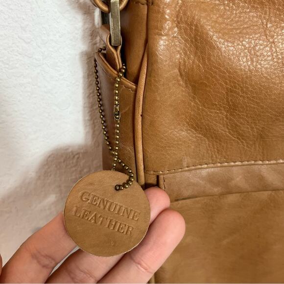 GIGI LIGHT BROWN GEUNINE LEATHER WOMEN BAG WITH CARD COMPARTMENT - Picture 7 of 8